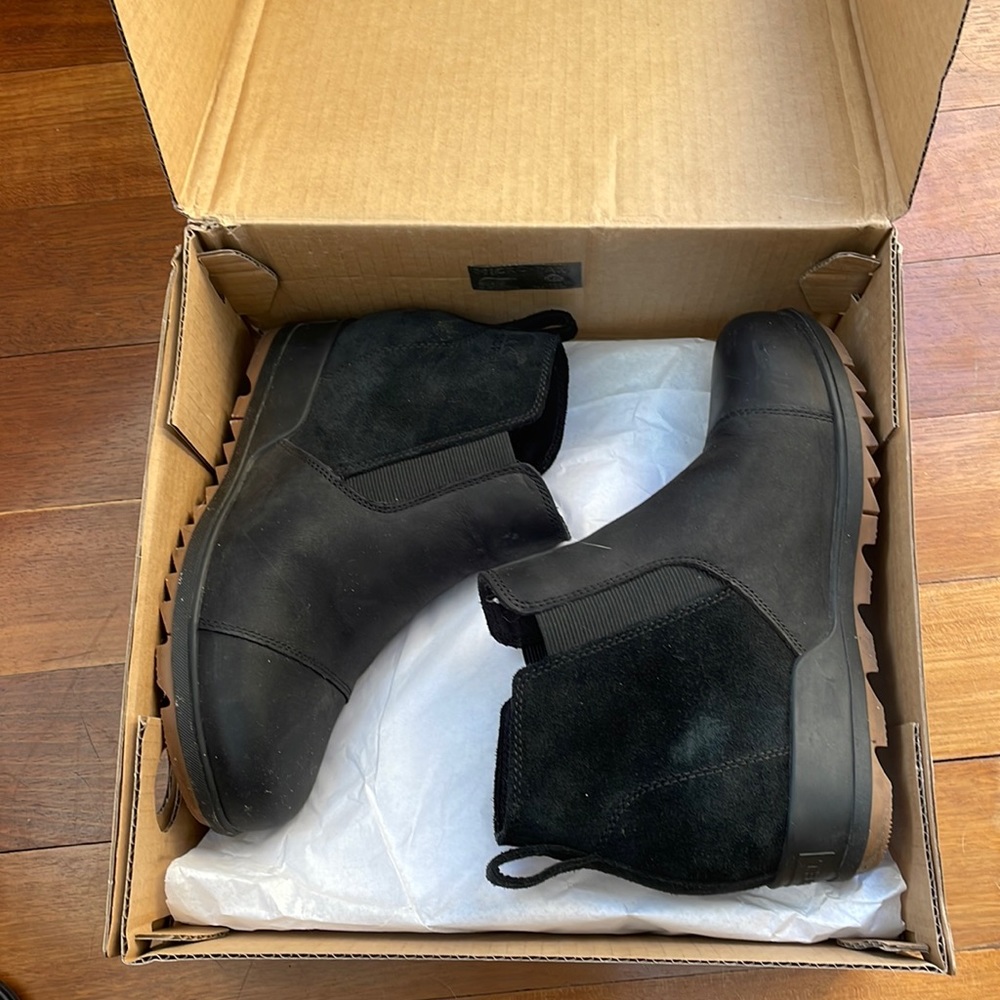 Sorel Evie Pull On Booties